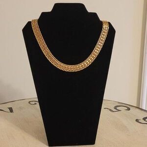 Gold Tone Flat Necklace